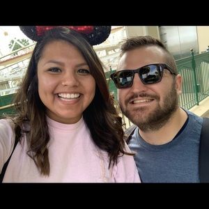 Meet your Posher, Leslie